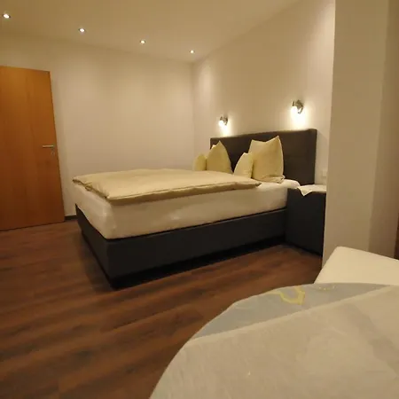 ベッド・アンド・ブレックファスト Haus Passler 3*